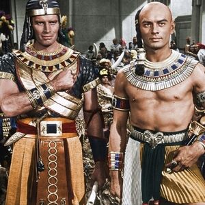 The TEN Commandments DVD Charlton Heston Yul Brynner 1956